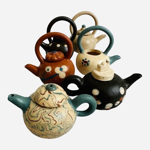 Unique Collection of 6 Vintage Chinese Yixing Ceramic Teapots Mini Teapots Set - Picture 2 of 4